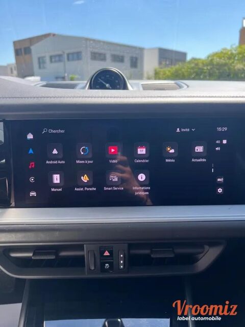 Cayenne 3.0 E-HYBRID 470H 305 PHEV 25.9KWH BVA 2024 occasion 94520 P&eacute;rigny