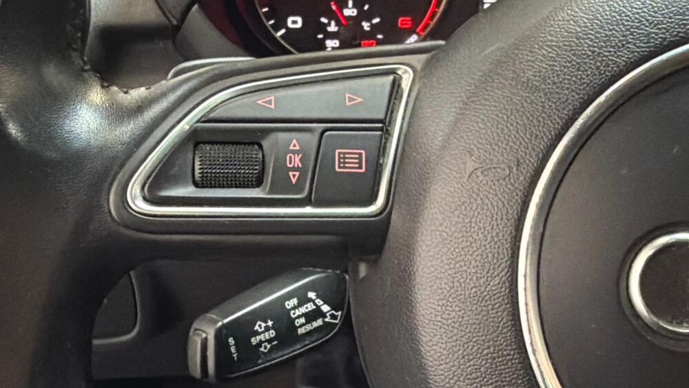 A1 1.6 TDI 90ch FAP Ambition S tronic 7 / TOIT OUVRANT 2012 occasion 91380 Chilly-Mazarin