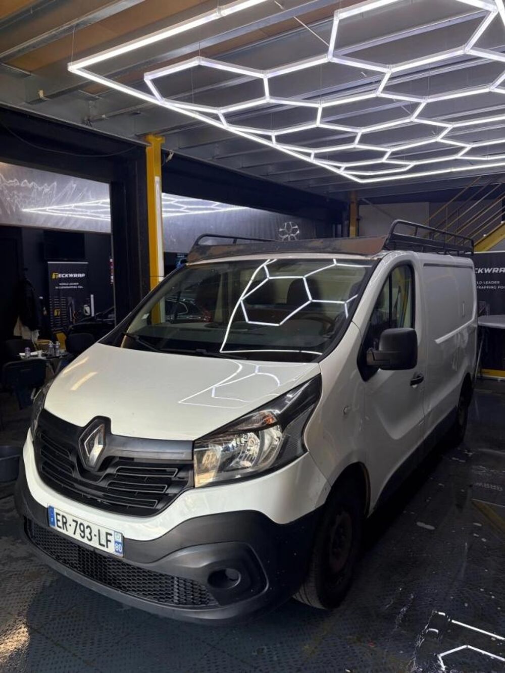 Trafic FOURGON 1.6 DCI 95 1T2 L1H1 GRAND-CONFORT START-STOP 2017 occasion 91250 SAINTRY-SUR-SEINE