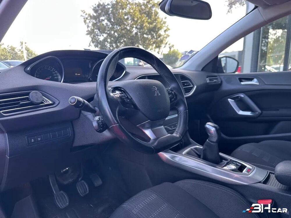 308 GENERATION-II 1.2 PURETECH 110 STYLE PLUS START-STOP 2017 occasion 33980 Audenge