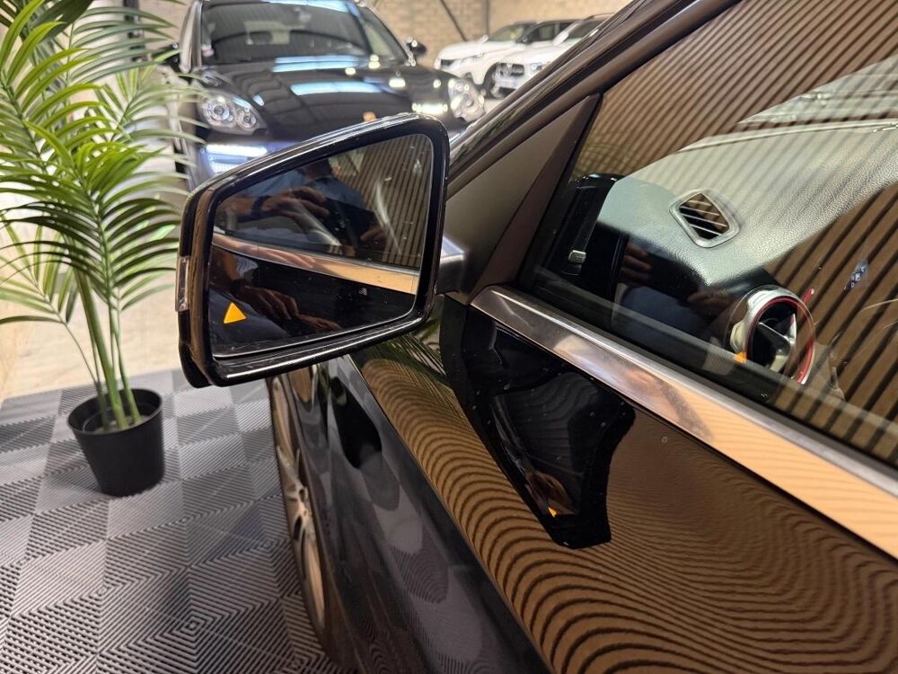 Classe GLA 2.2 220 D 175 FASCINATION 4MATIC 7G-DCT BVA 2017 occasion 78410 Aubergenville