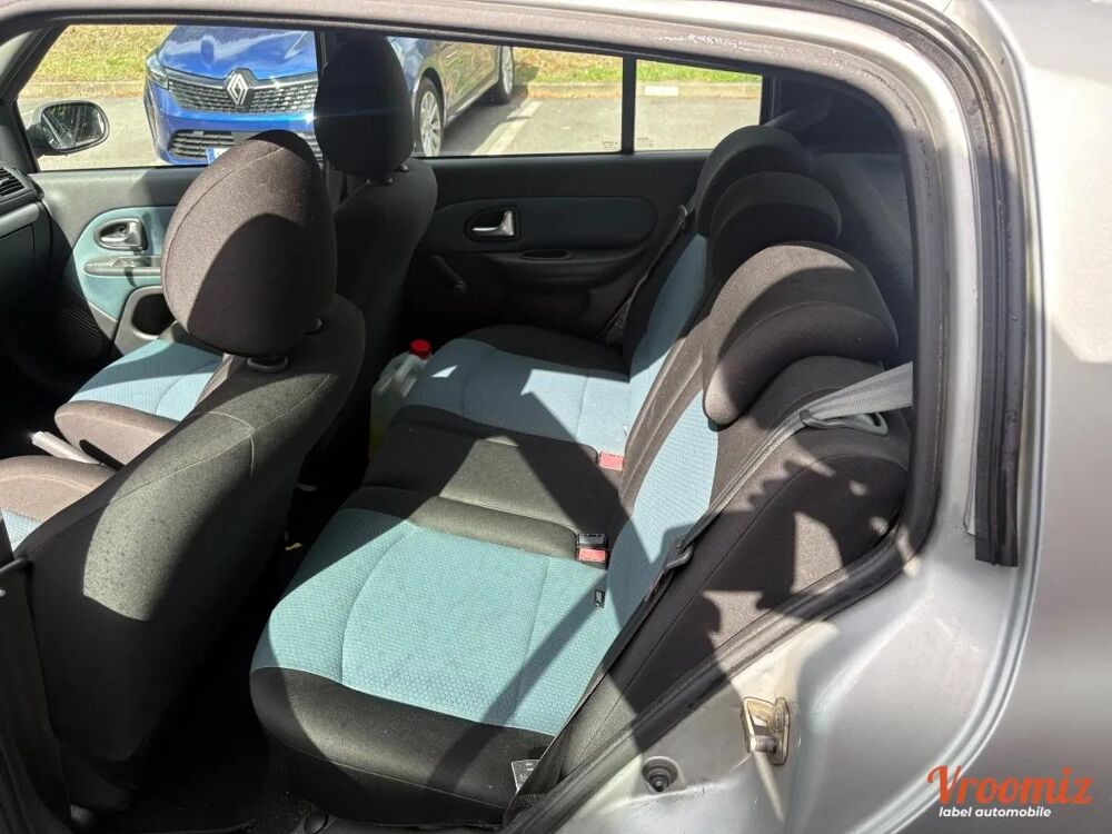 Clio 2007 occasion 95610 &Eacute;ragny