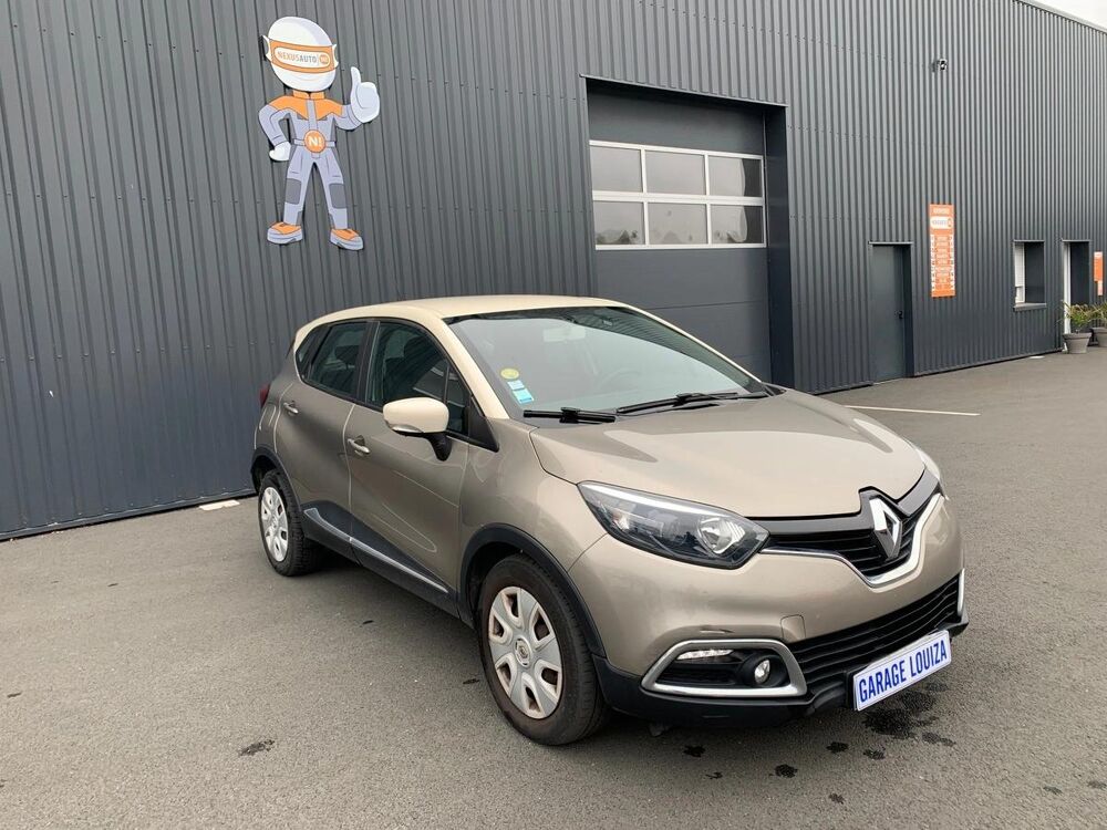 Captur 2015 occasion 85610 La Bernardi&egrave;re
