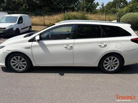 Auris TOURING-SPORTS 1.8 HSD 136H 100 FULL-HYBRID EXECUTIVE BVA 2017 occasion 95610 &Eacute;ragny