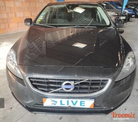 V40 2.0 D2 120 MOMENTUM BUSINESS GEARTRONIC BVA 2016 occasion 45770 Fleury-les-Aubrais