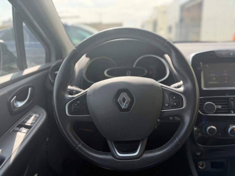 Clio 1.5 DCI 90 TREND 2017 occasion 78630 Orgeval