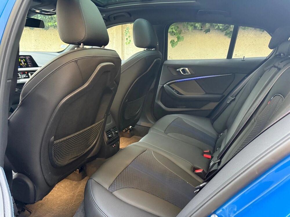 S&eacute;rie 1 120d XDRIVE BVA8 M-SPORT HUD GPS CAMERA H&KARDON TOIT OUVRAN 2020 occasion 78410 AUBERGENVILLE