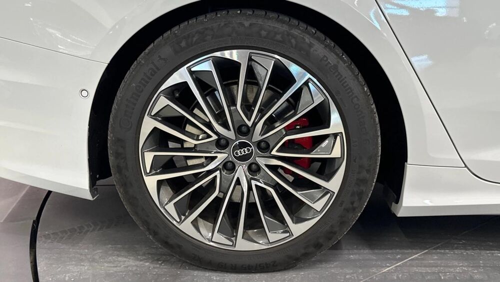 A6 AVANT 2.0 55 TFSIE 367H 250 PHEV HYBRID COMPETITION QUATTRO 2021 occasion 66000 Perpignan