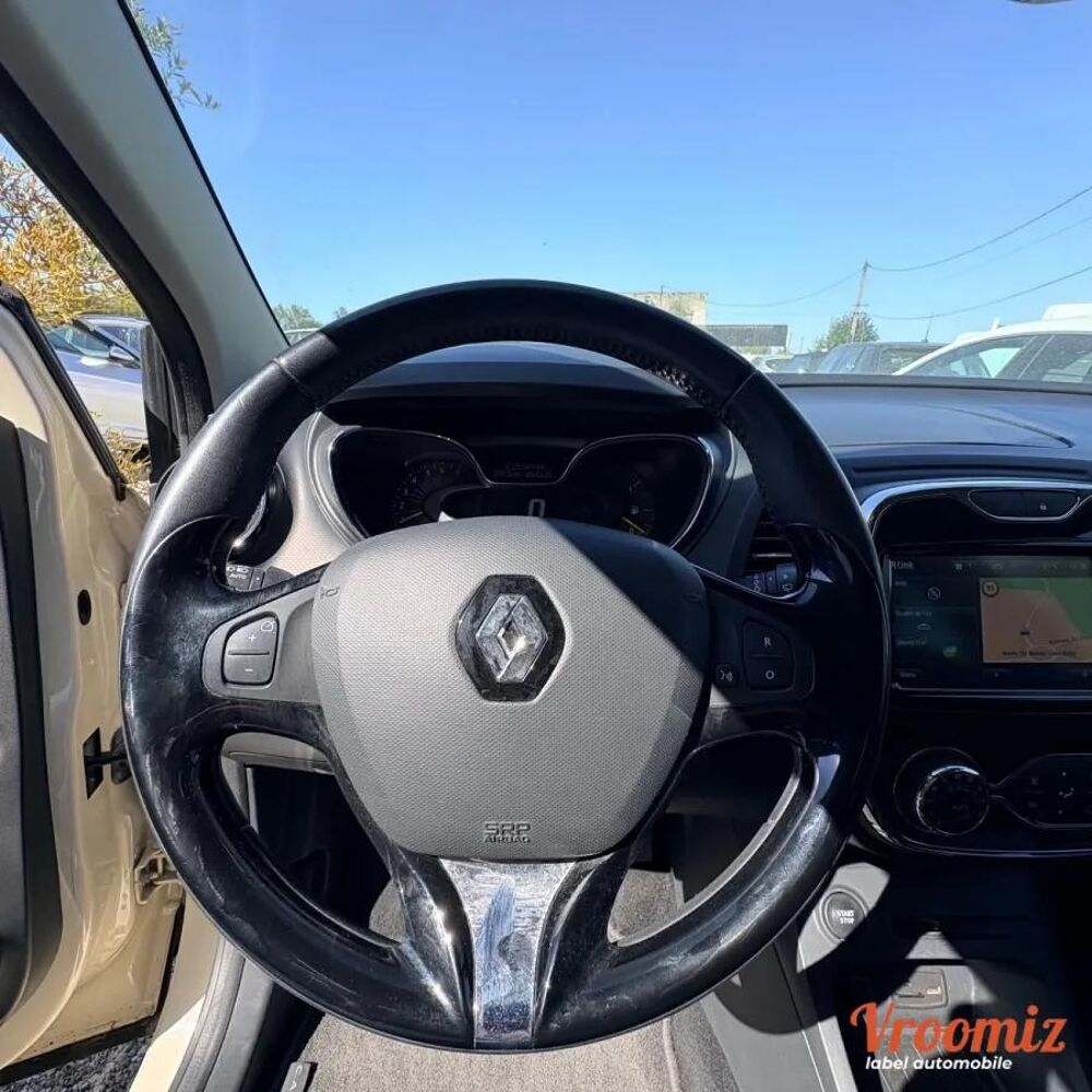 Captur 0.9 TCE 90 ENERGY HELLY HANSEN START-STOP 2015 occasion 78490 Galluis