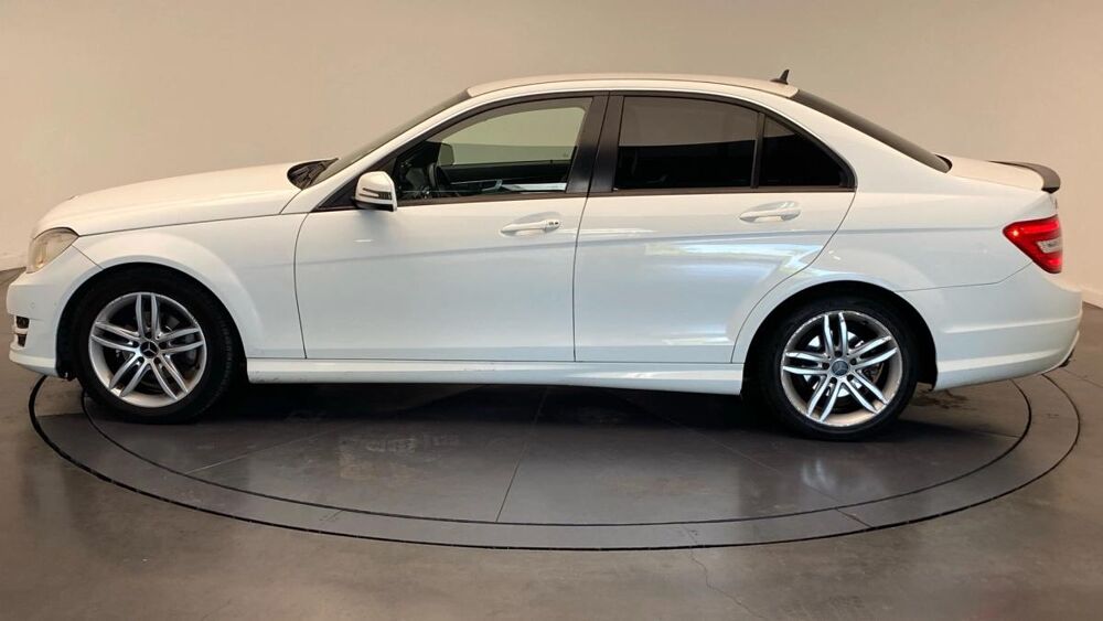 Classe C C200 CDI C 200 CDI BlueEfficiency (204.001) 2013 occasion 59223 Roncq