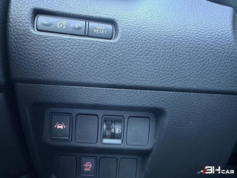 Qashqai GENERATION-II 1.2 DIGT 115 N-CONNECTA 2WD 2018 occasion 33980 Audenge