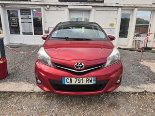 Yaris 1.3 VVTI 100 LOUNGE START-STOP 2012 occasion 45140 SAINT JEAN DE LA RUELLE