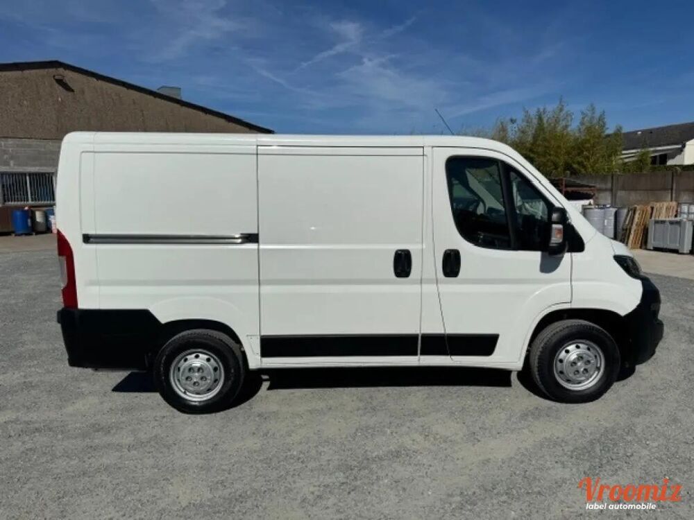 Boxer FOURGON 330 2.2 BLUEHDI 120 L1H1 PREMIUM START-STOP 2021 occasion 49570 Montjean-sur-Loire