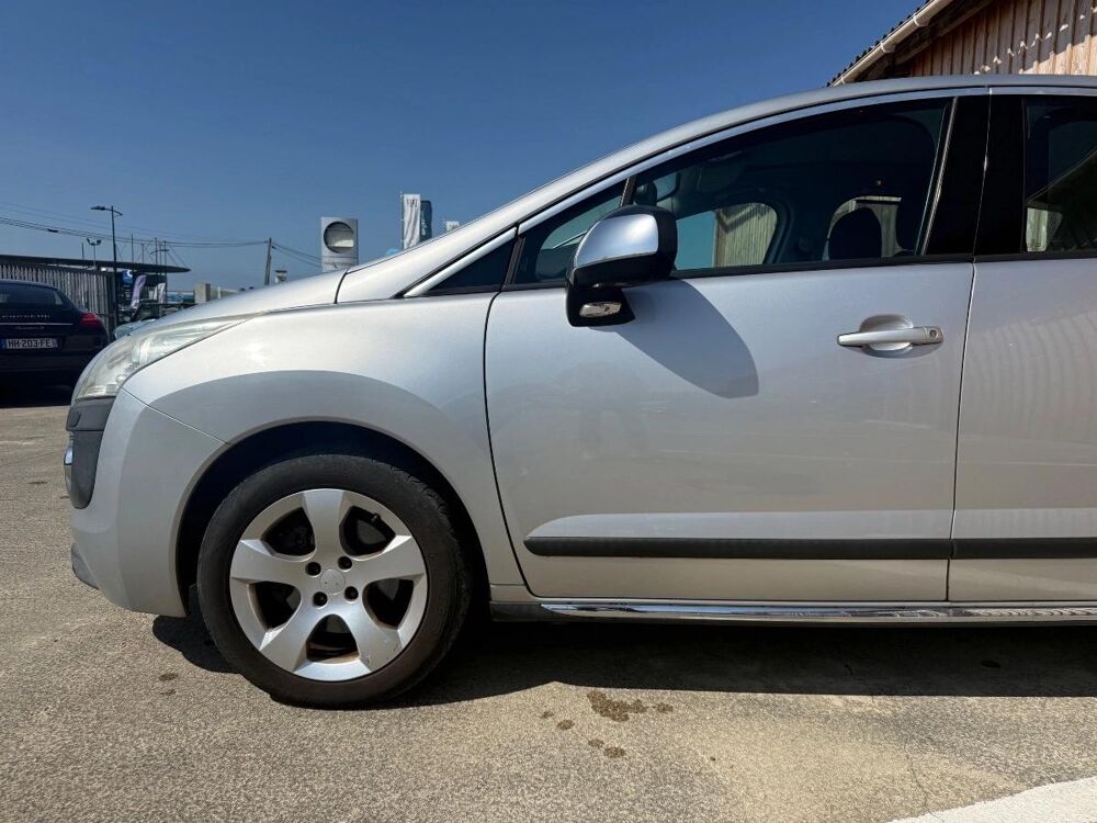 3008 GENERATION-I 1.6 THP 155 PREMIUM 2010 occasion 33260 La Teste-de-Buch