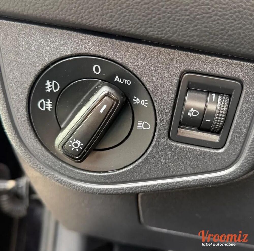 Polo 1.6 TDI 95 CONFORT LINE BUSINESS DSG BVA 2019 occasion 43260 Lantriac