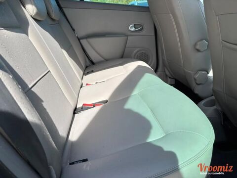 Clio 1.5 DCI 90 ENERGY INITIALE PARIS 2011 occasion 45770 Fleury-les-Aubrais
