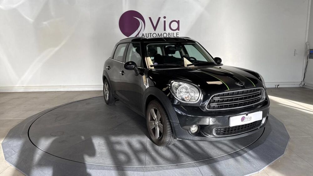 MINI COUPE COUNTRY. One 2015 occasion 33600 Pessac