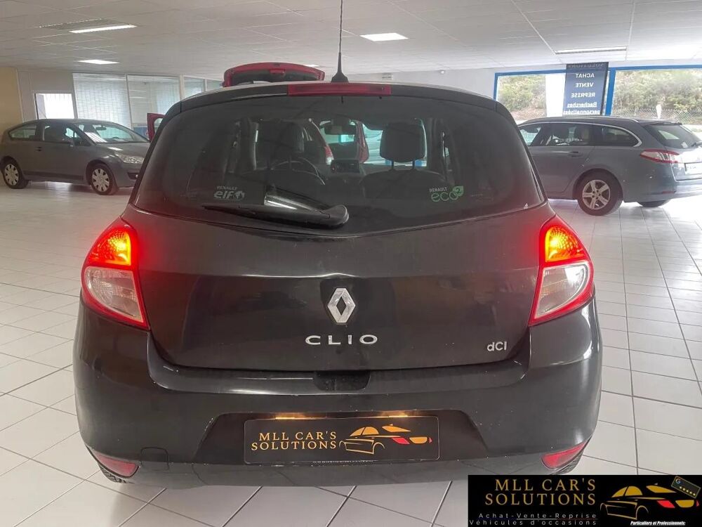 Clio 1.5 DCI 85 NIGHT DAY 2011 occasion 56240 PLOUAY