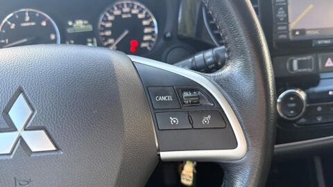 Outlander 2.2 DI-D ClearTec Invite 2WD 2015 occasion 33600 Pessac