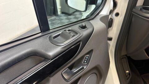 Transit Custom 320 2.0 EcoBlue 130 Limited / 6 Places 2018 occasion 91380 Chilly-Mazarin