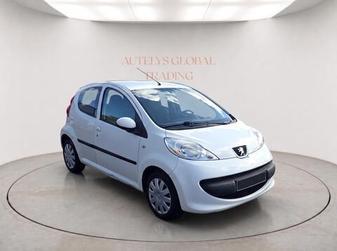 107 1.0 70 URBAN MOVE 2-TRONIC BVA 2007 occasion 45140 ORMES