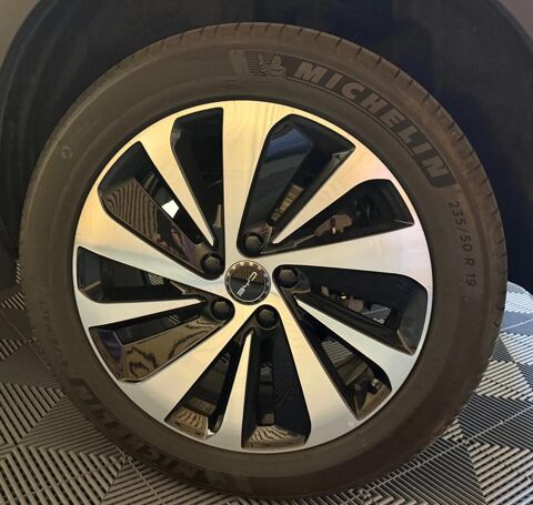 Seal 1.5 218H 100 DM-I PHEV HYBRID 18.3KWH BOOST BVA 2025 occasion 78410 Aubergenville