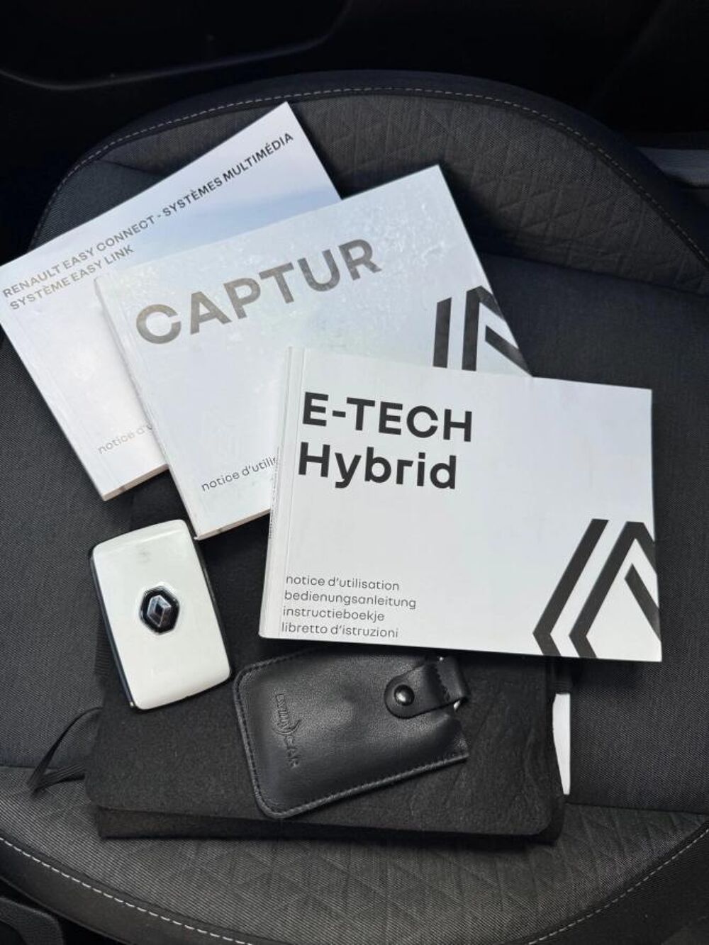 Captur 1.6 E-TECH 145H 90 HYBRID FULL-HYBRID 1.2KWH TECHNO BVA 2023 occasion 45140 ORMES