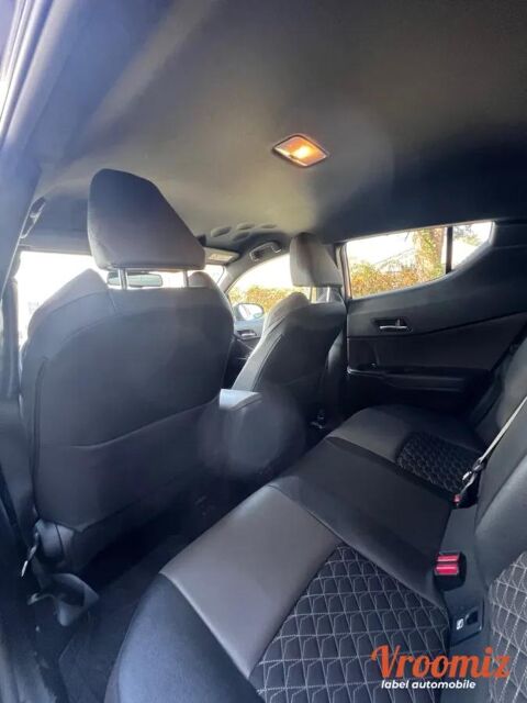 C-HR 1.8 HSD 122H 100 FULL-HYBRID DISTINCTIVE 4X2 E-CVT BVA 2021 occasion 94520 P&eacute;rigny