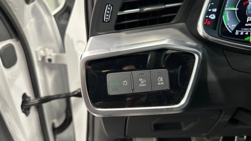 A6 AVANT 2.0 55 TFSIE 367H 250 PHEV HYBRID COMPETITION QUATTRO 2021 occasion 66000 Perpignan