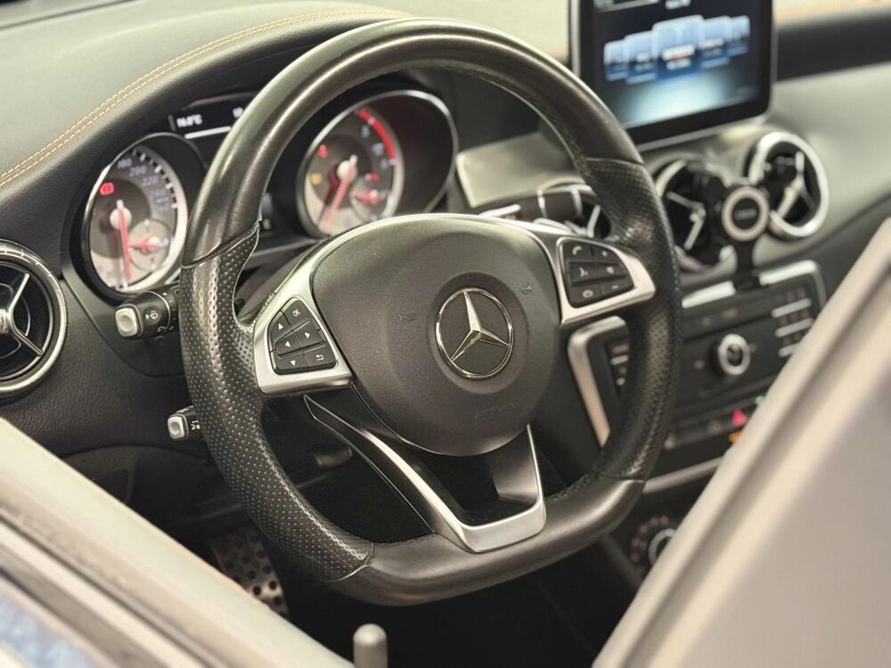 Classe CLA SHOOTING BRAKE 2.2 220 CDI 175 ORANGE ART EDITION 7G-DCT BVA 2015 occasion 37550 SAINT AVERTIN