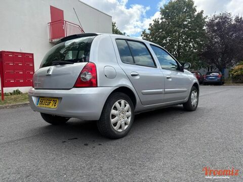 Clio 2007 occasion 95610 &Eacute;ragny
