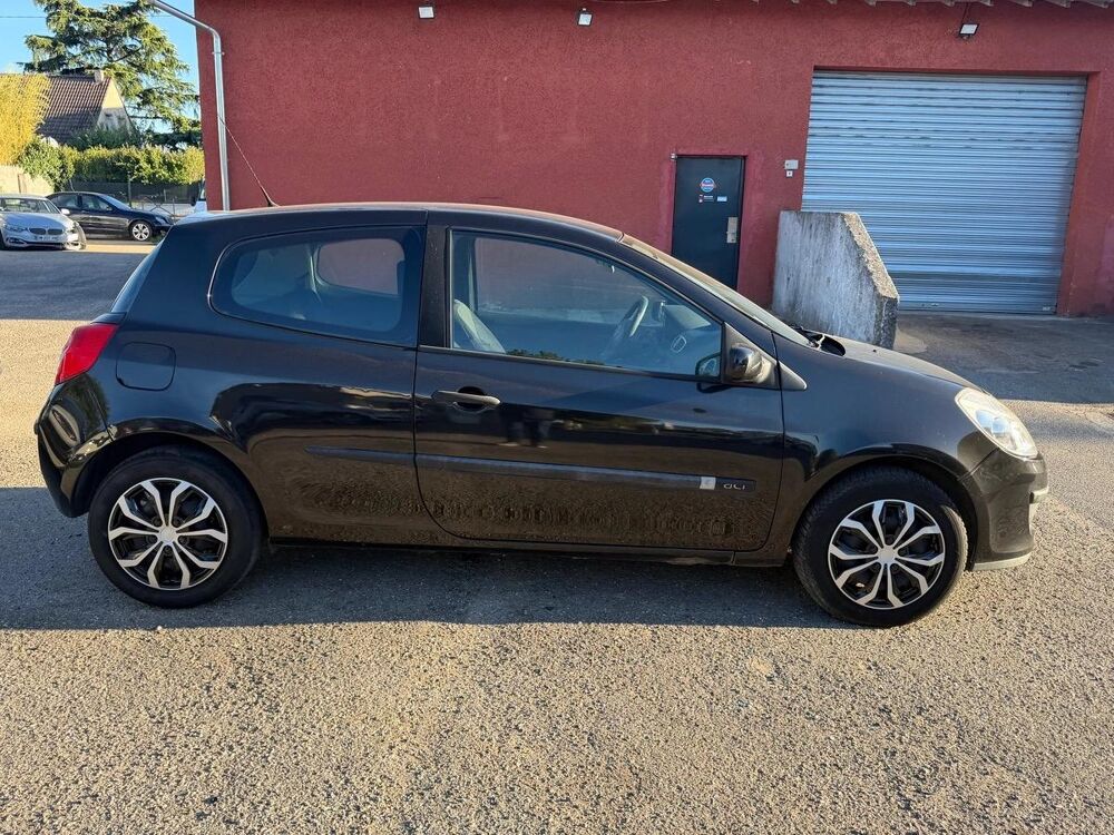 Clio 2006 occasion 69330 MEYZIEU