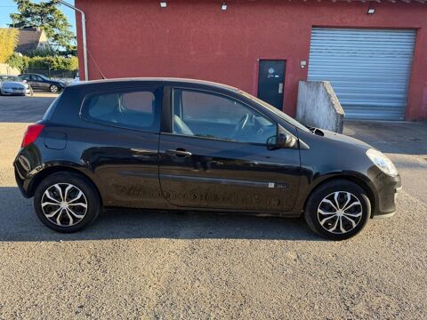 Clio 2006 occasion 69330 MEYZIEU