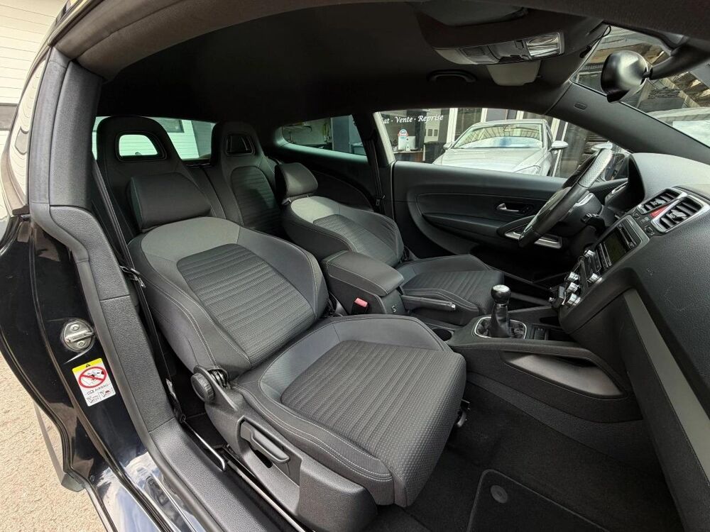 Scirocco 2.0 TDI 140 SPORT STYLE 2010 occasion 91210 DRAVEIL