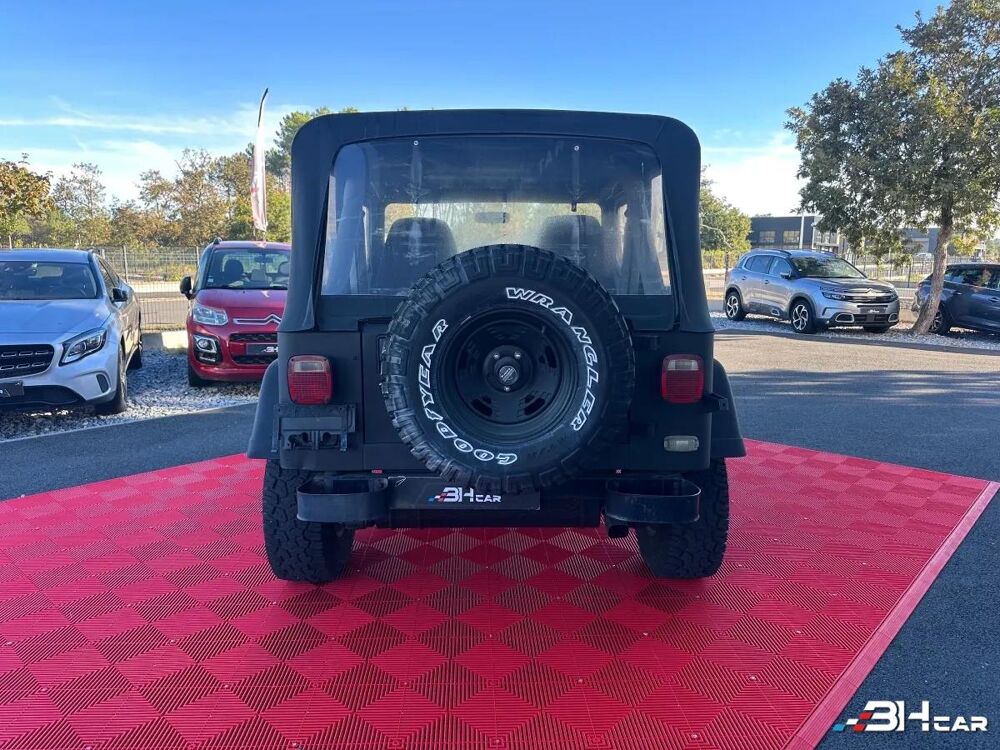 Wrangler BLACK EDITION 4.0 182CV BVA 1991 occasion 33980 Audenge