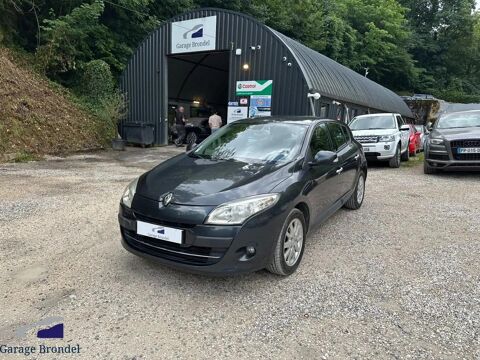 Renault M&eacute;gane 2010 occasion Sathonay-Camp 69580