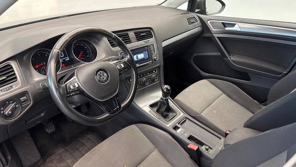 Golf 1.6 TDI 90 BLUEMOTION TREND LINE 2016 occasion 59223 Roncq