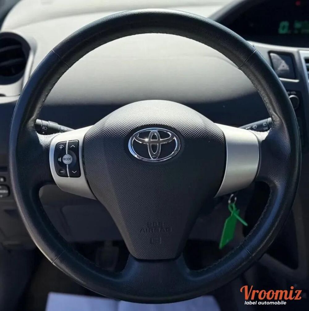 Yaris 1.0 VVTI 70 LUNA 2007 occasion 69680 CHASSIEU