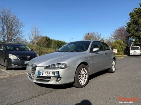 Annonce voiture Alfa Romeo 147 2200 �