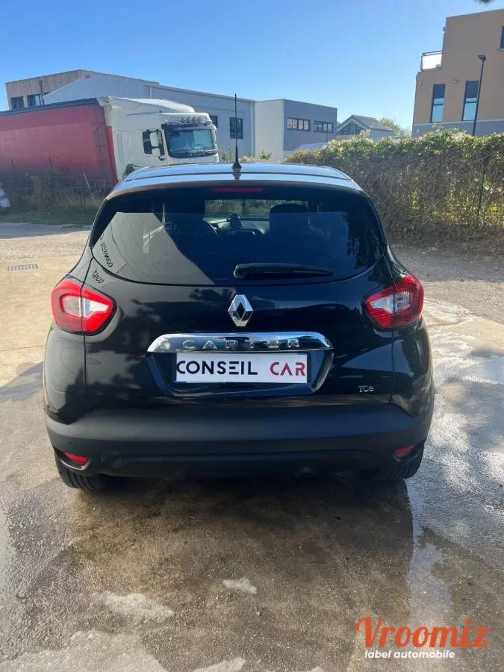 Captur 1.2 TCE 120 ENERGY HYPNOTIC EDC BVA START-STOP 2016 occasion 94520 P&eacute;rigny