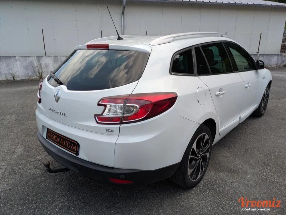 M&eacute;gane ESTATE 1.2 TCE 115 ENERGY BOSE 2016 occasion 64110 Maz&egrave;res-Lezons