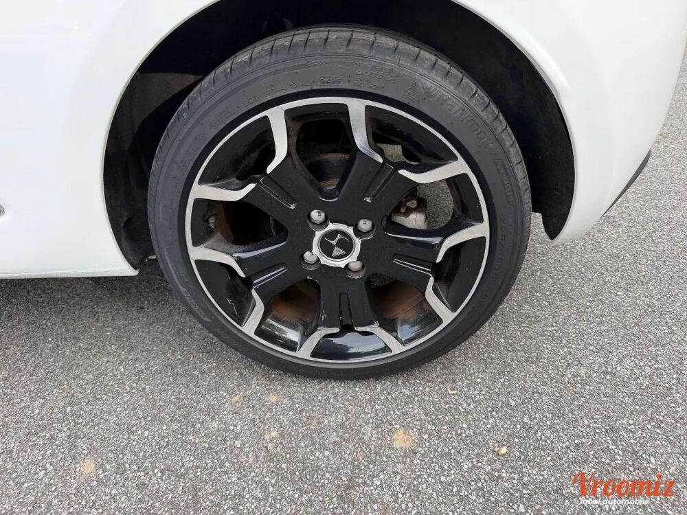 DS3 1.2 PURETECH 110 BECHIC BVA 2019 occasion 78490 Montfort l'Amaury