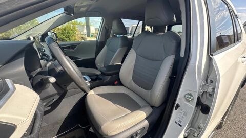 RAV 4 Lounge 2WD / Suivi complet Toyota 2019 occasion 60200 Compi&egrave;gne