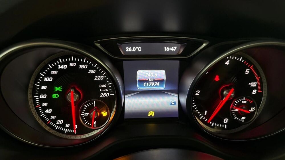 Classe GLA 200 CDI GLA 200 CDI / d (156.908) 2017 occasion 33600 Pessac