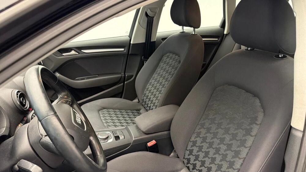 A3 2.0 TDI 150 AMBIENTE 2014 occasion 59223 Roncq