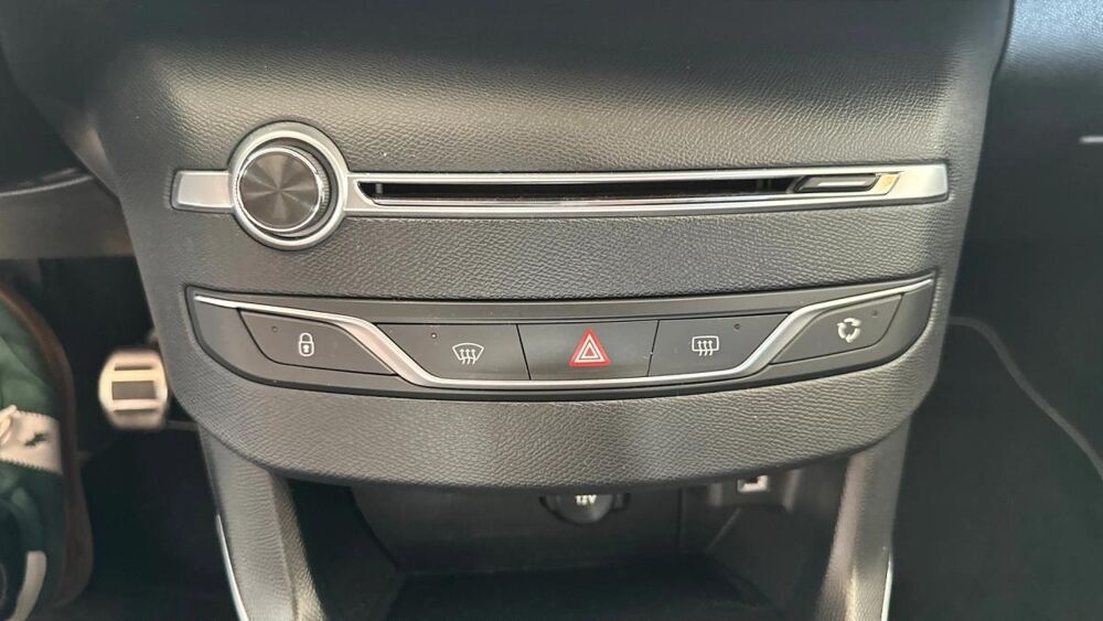 308 1.2 PTEC GT Line 2019 occasion 17600 Saujon