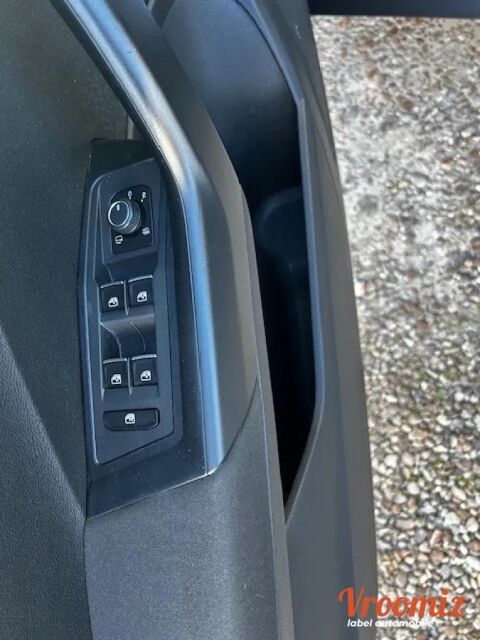T-ROC 1.0 TSI 115 BUSINESS 2020 occasion 45400 FLEURY-LES-AUBRAIS