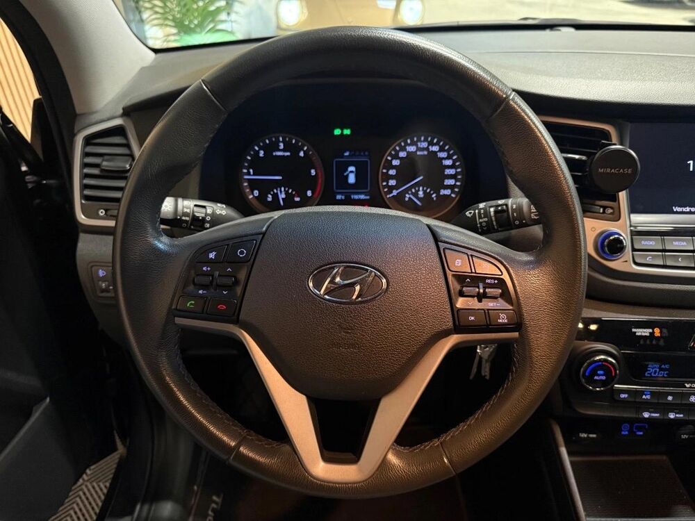 Tucson 1.7 CRDI 115 BUSINESS 2WD 2015 occasion 78410 Aubergenville