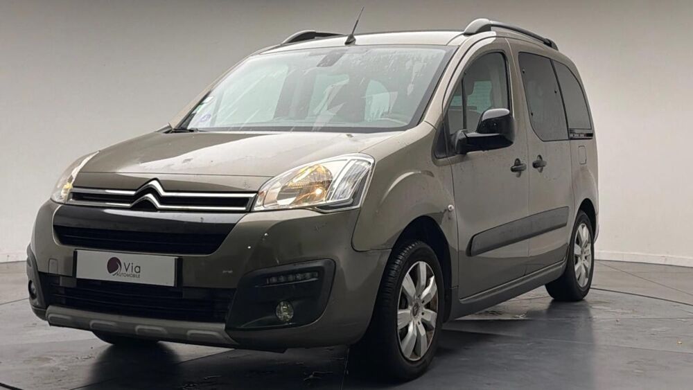 Berlingo multispace 1.2 puretech 110 XTR + 2016 occasion 59223 Roncq