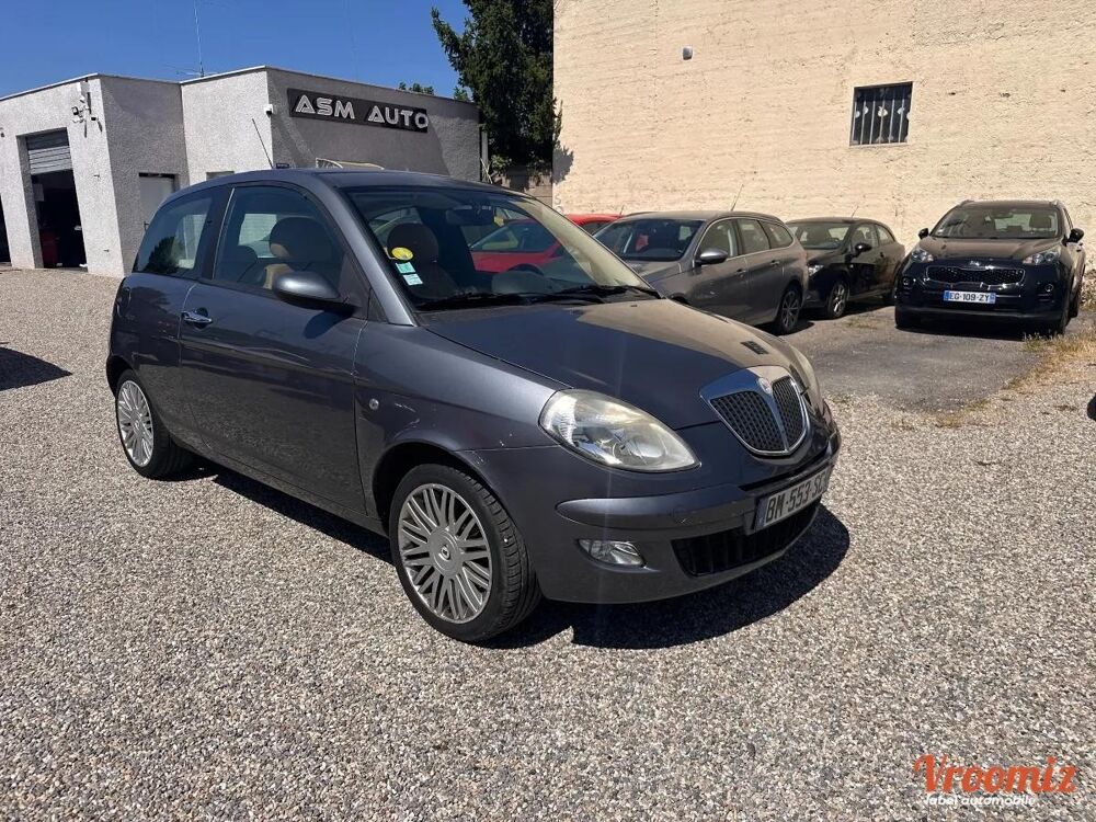 Ypsilon 2005 occasion 69008 Lyon 8e Arrondissement